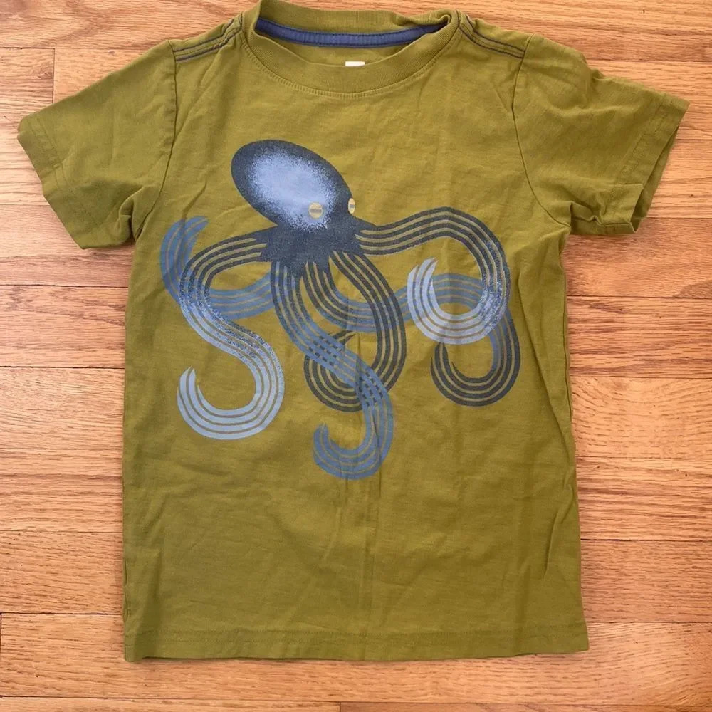 Tea Collection green blue  t shirt sz 4/5 small spot shown